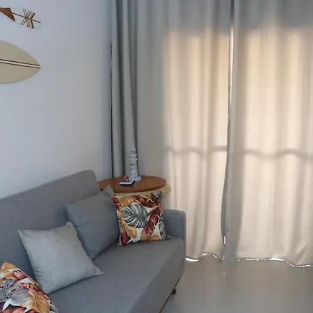 Ubatuba - Apartamento 150mts da praia das Toninhas - SAFIRA 306-3